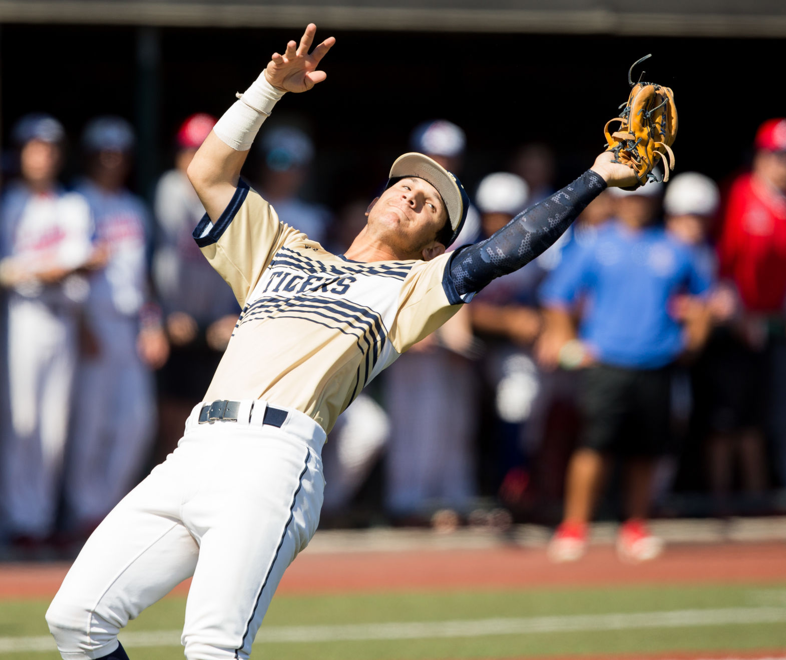 spkm.51018.JohnCurtis.v.HolyCross-2